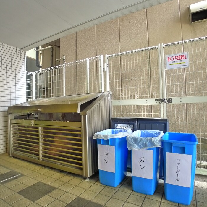 物件外観写真6　(建物設備)