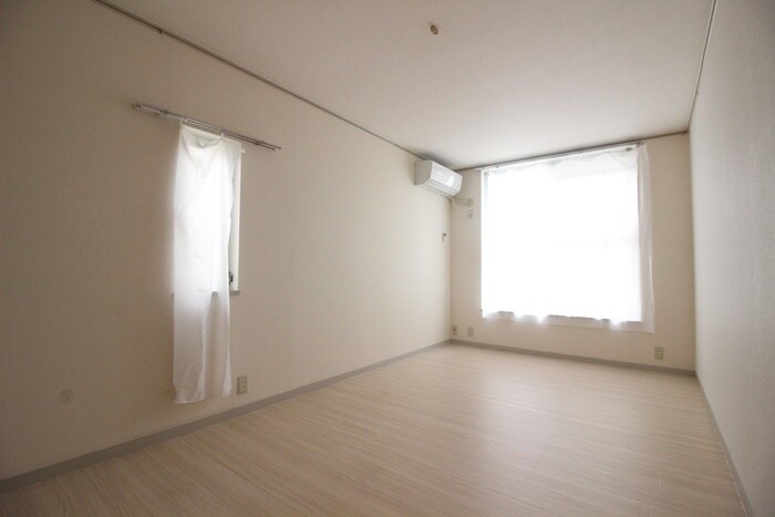 物件内観写真22　(居室)