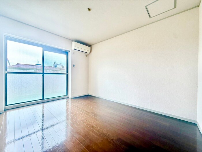 物件内観写真6　(居室)