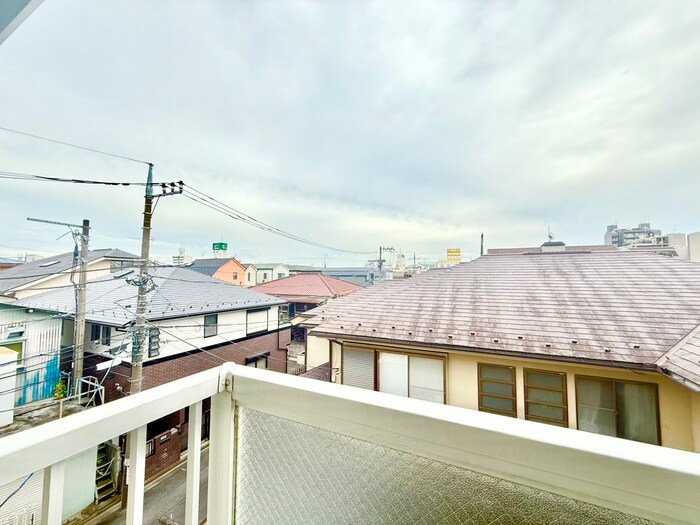 物件内観写真14　(室内からの展望)