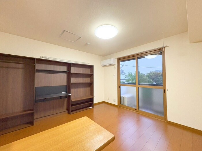 物件内観写真5　(居室)