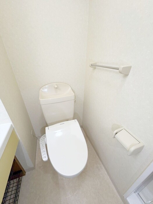 物件内観写真11　(トイレ)