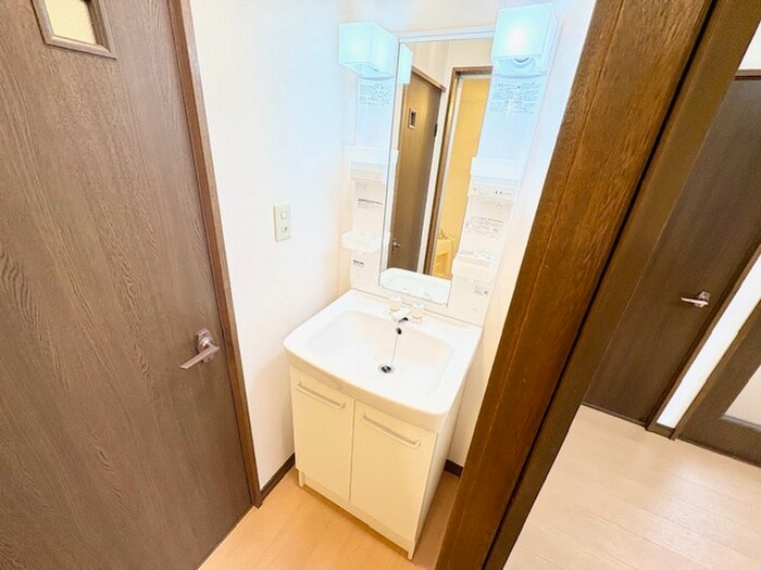 物件内観写真10　(洗面)