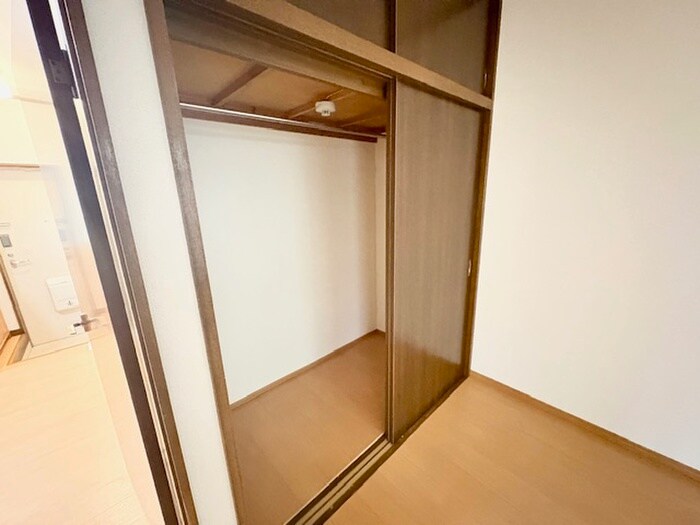 物件内観写真13　(収納)