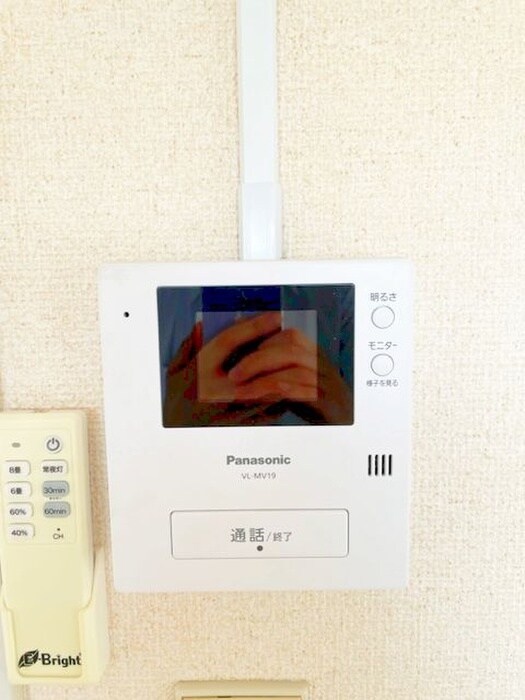 物件内観写真12　(廊下)