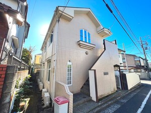 サットンハイム上荻外観写真