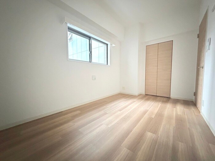 物件内観写真8　(居室)