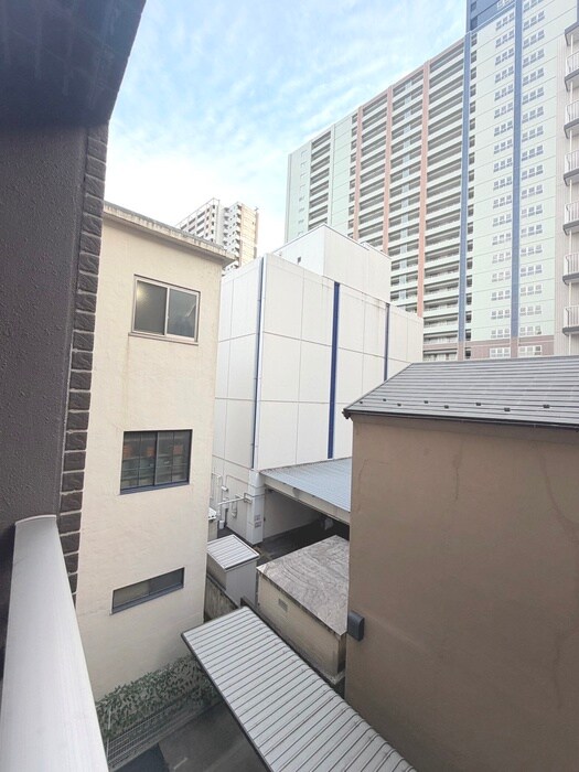 物件内観写真15　(室内からの展望)