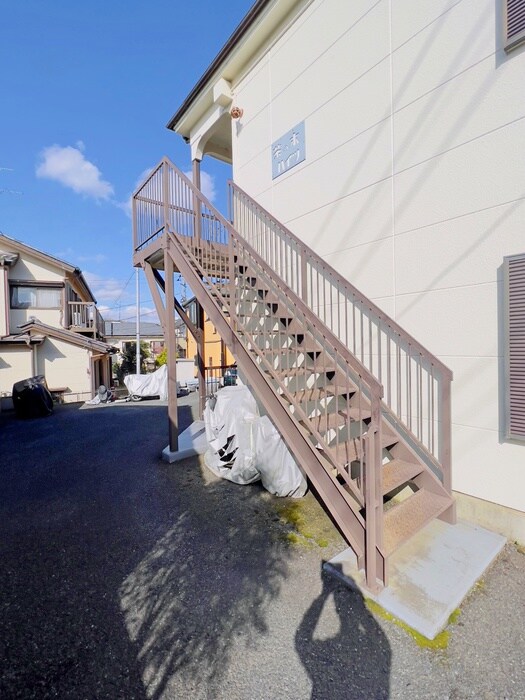 茶ノ木ハイツのエントランス部分