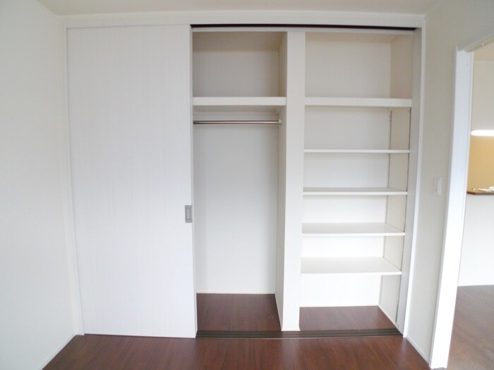 物件内観写真13　(収納)