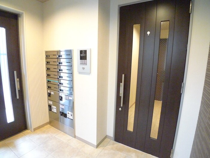 物件内観写真17　(廊下)