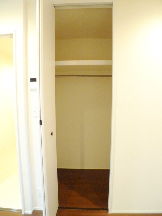 物件内観写真18　(収納)