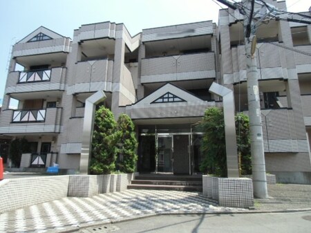 コンフォール小和田外観写真