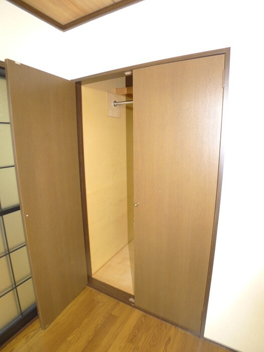 物件内観写真8　(収納)