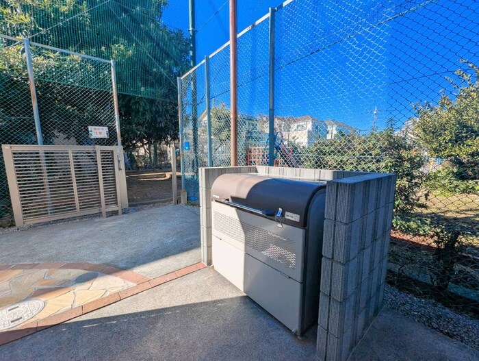 物件外観写真3　(建物設備)