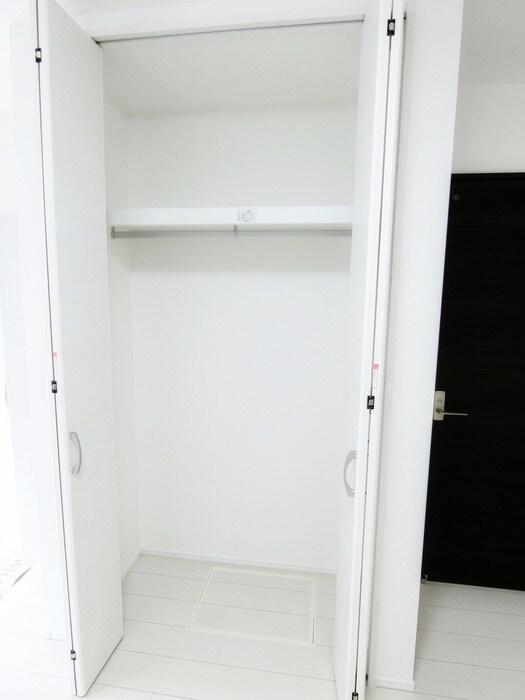 物件内観写真11　(収納)