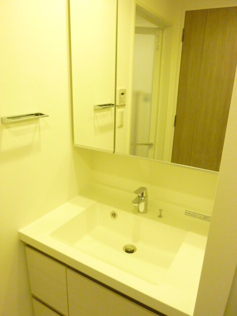 物件内観写真10　(洗面)