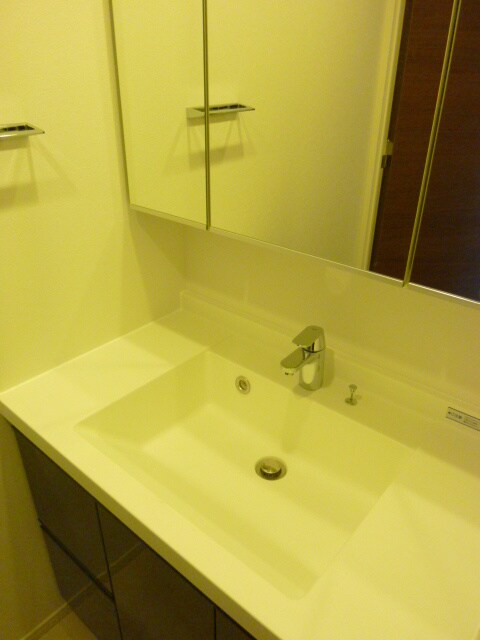 物件内観写真11　(洗面)