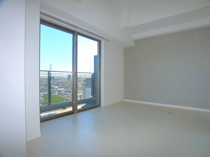 物件内観写真11　(居室)