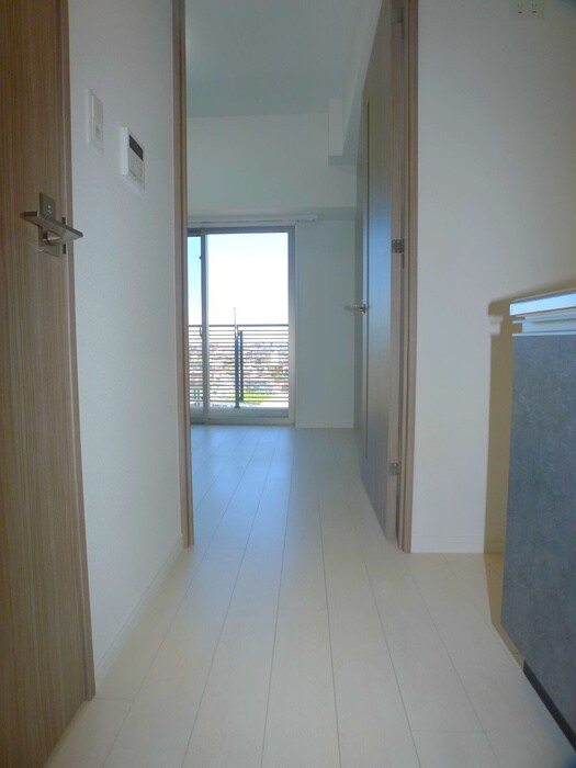 物件内観写真16　(廊下)