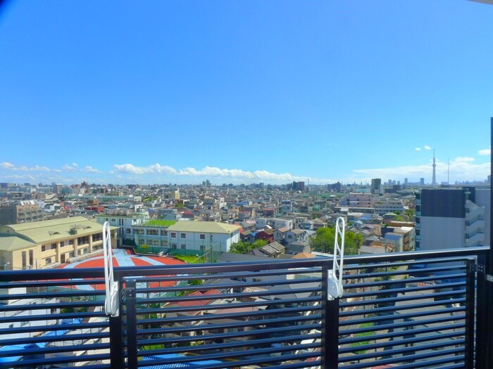 物件内観写真22　(室内からの展望)