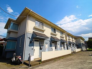 ラティ－ナ２外観写真
