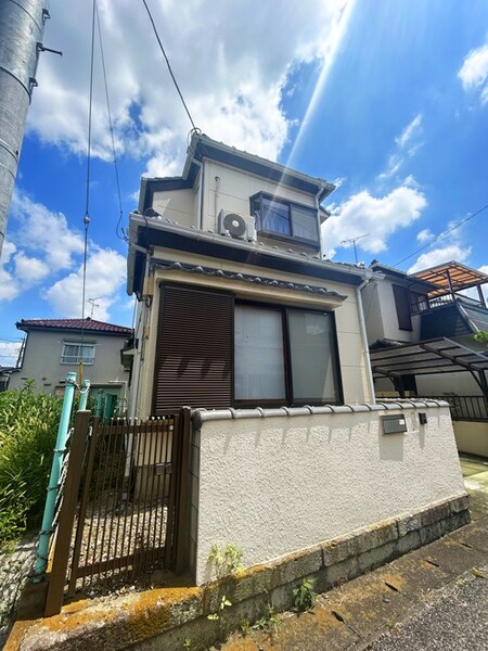 安行藤八貸家外観写真