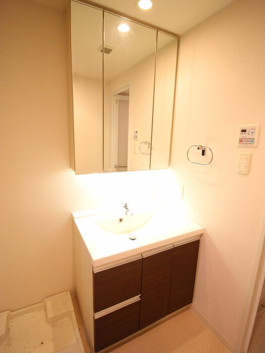 物件内観写真12　(洗面)