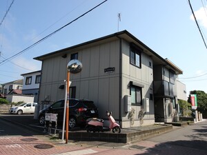 ラ－クパレスⅢ外観写真