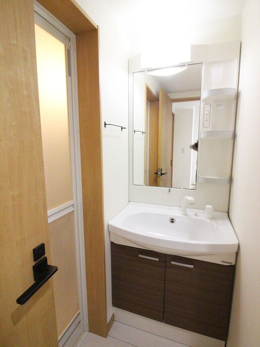 物件内観写真12　(洗面)