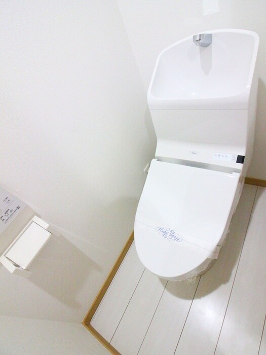 物件内観写真13　(トイレ)