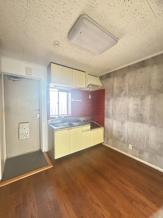 物件内観写真8　(居室)