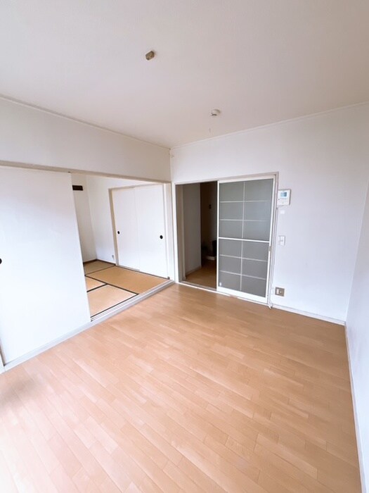 物件内観写真9　(居室)