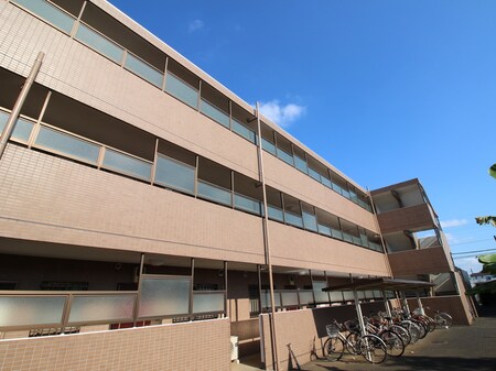 プリマベーラ外観写真