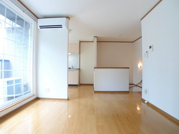 物件内観写真9　(居室)