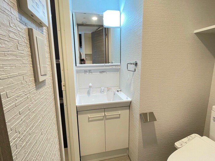 物件内観写真12　(洗面)