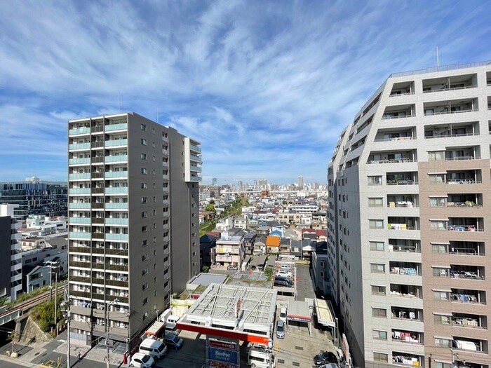 物件内観写真16　(室内からの展望)