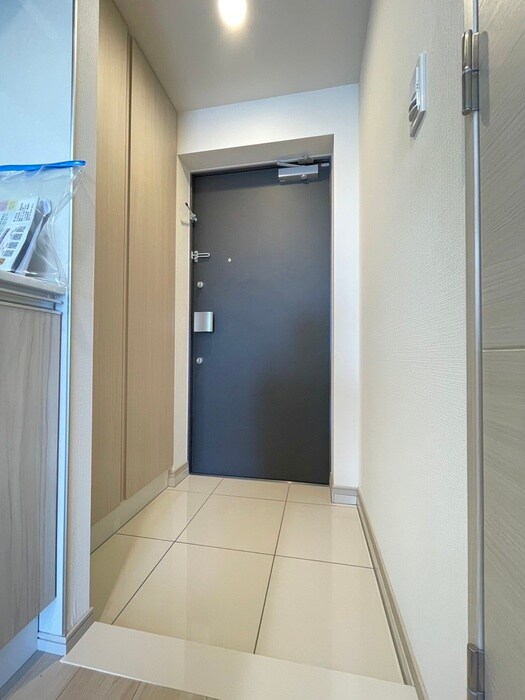 物件内観写真17　(玄関)