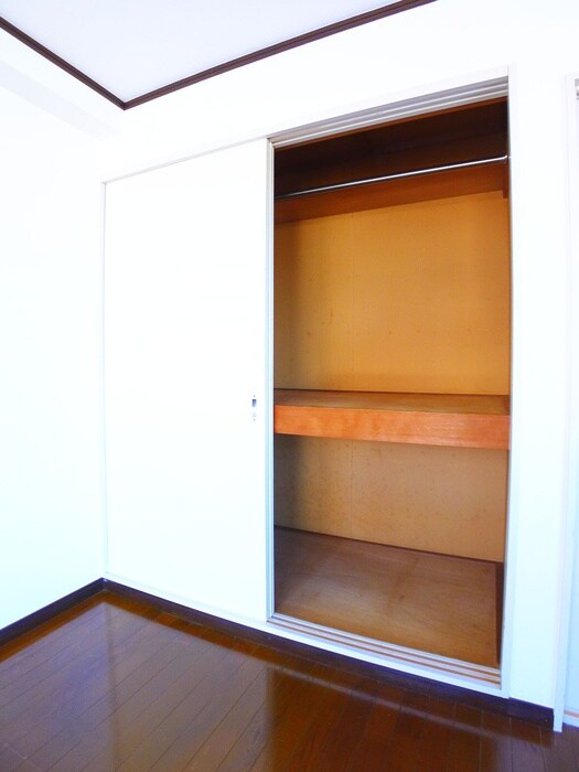 物件内観写真10　(収納)