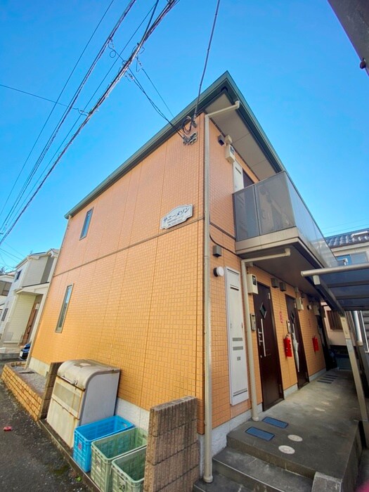 物件外観写真6　(エントランス部分)