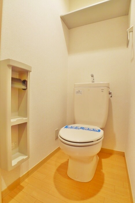 物件内観写真14　(トイレ)