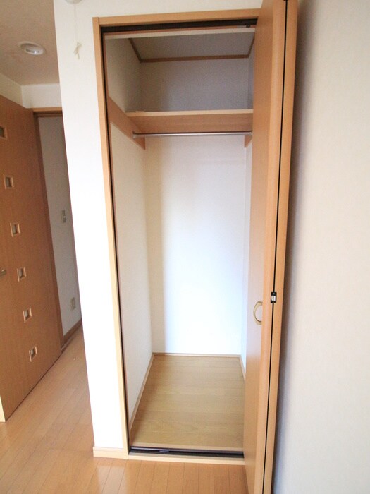 物件内観写真10　(収納)