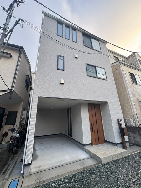 荒川３丁目貸家外観写真