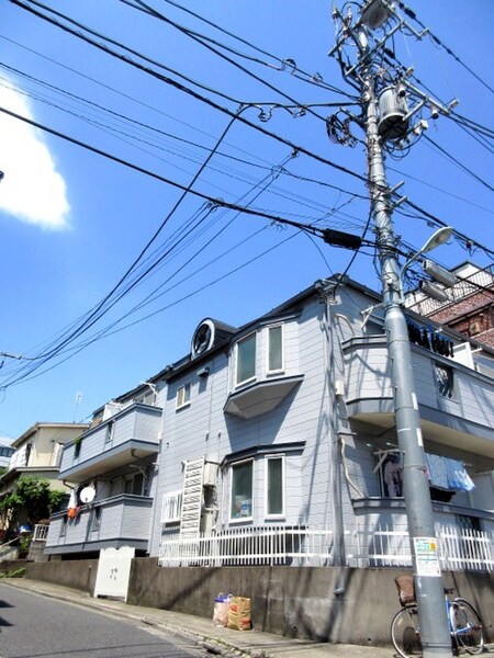 メゾンスギウラ外観写真