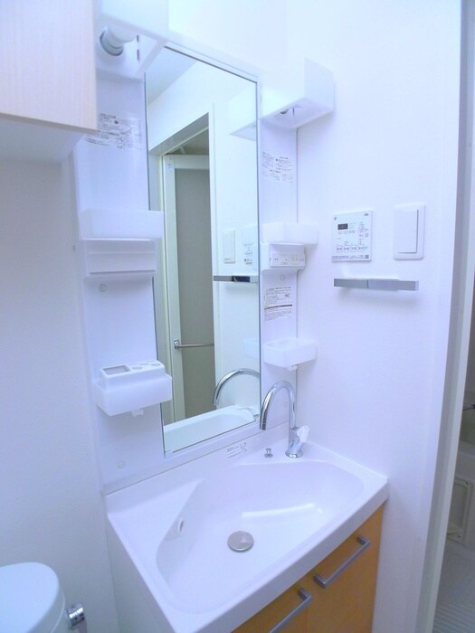 物件内観写真10　(洗面)