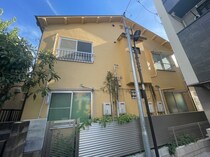 山岸マンションＡの外観写真