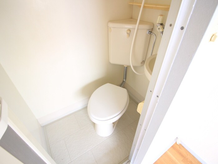 物件内観写真12　(トイレ)