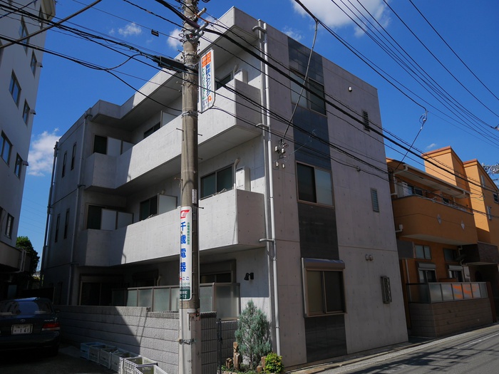 ル－ブル壱番館