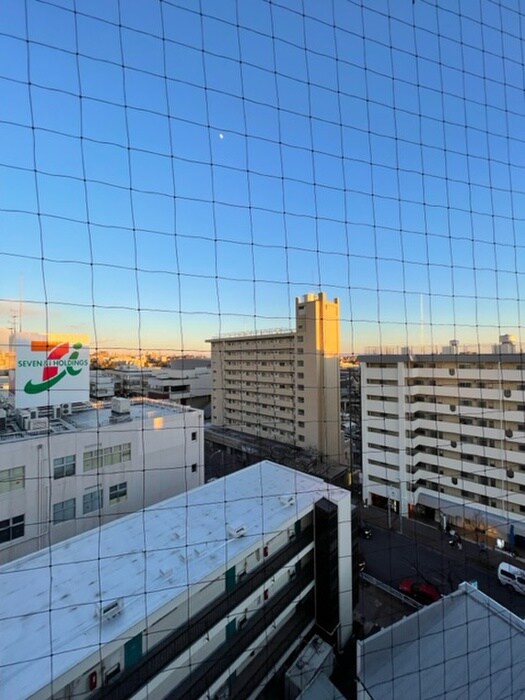 物件内観写真22　(室内からの展望)