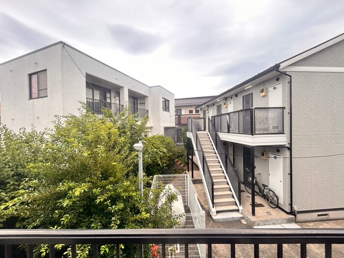 物件内観写真20　(室内からの展望)